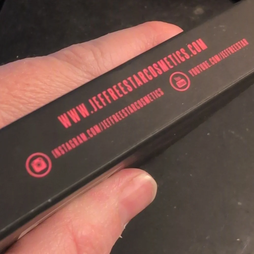 NEW Jeffree Star Black Phone Ring NIB NEW IN BOX